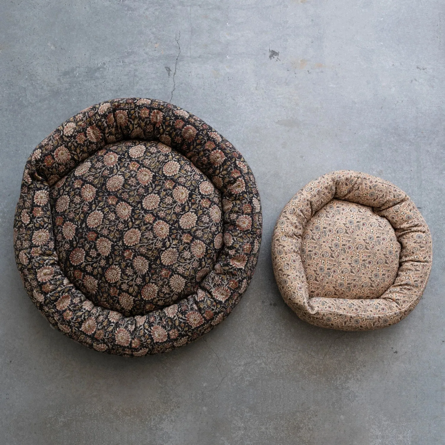 24" Round Pet Bed