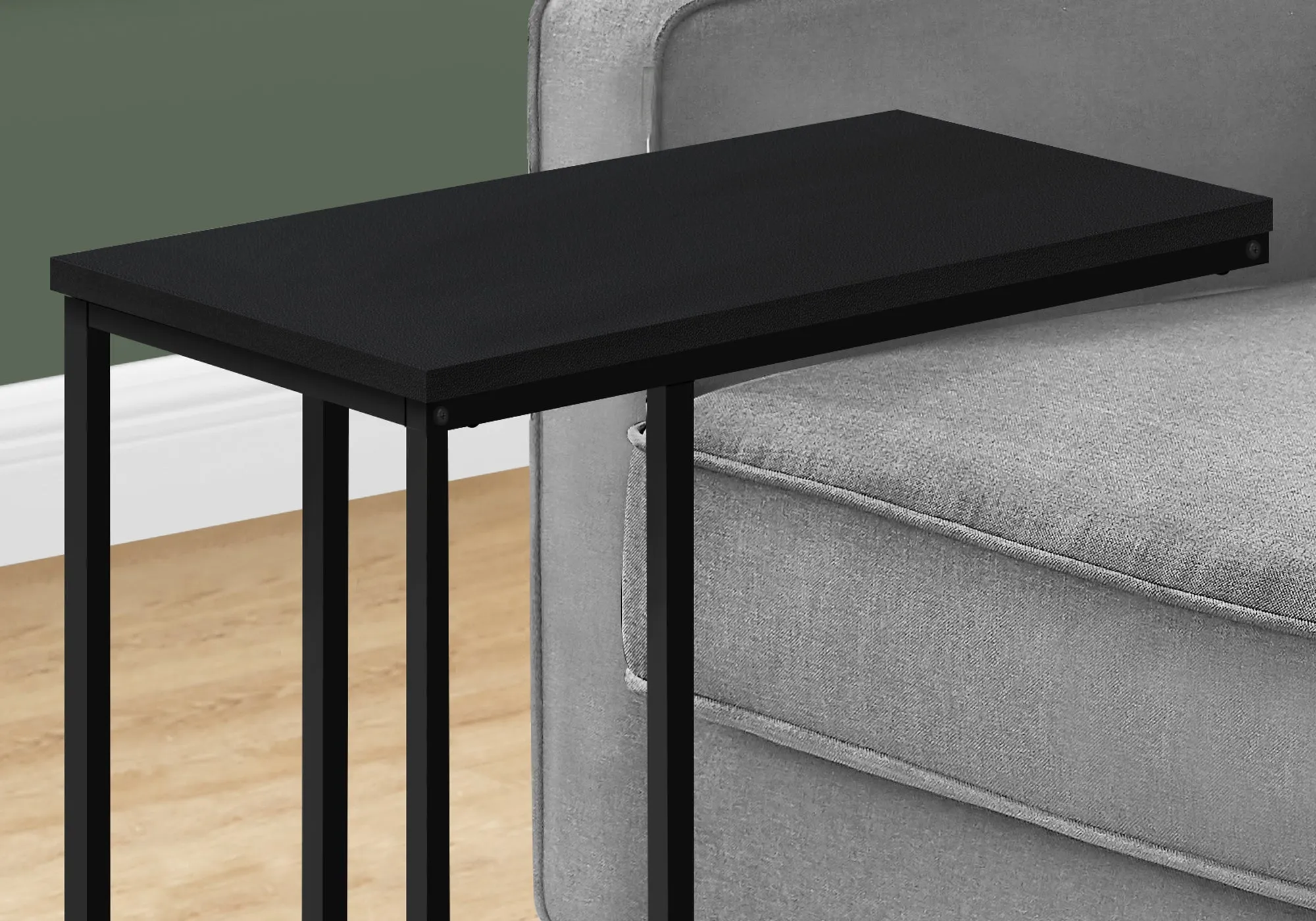 Accent Table - 25"H / Black / Black Metal