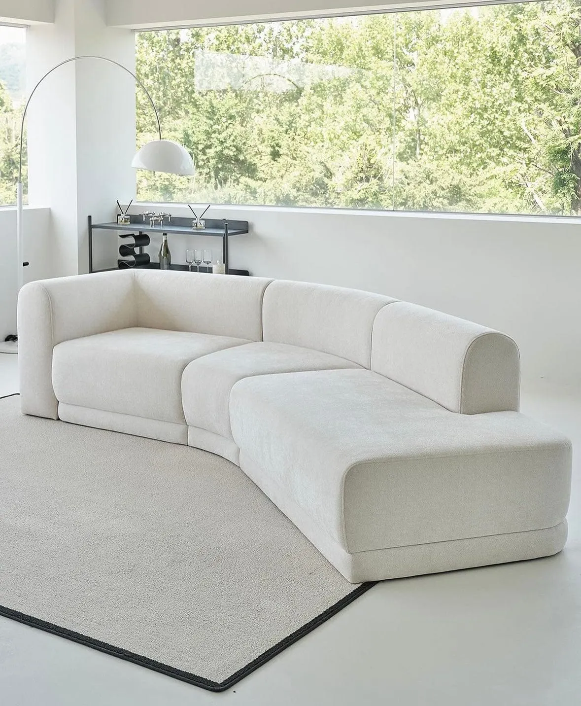 Aniston Scratch Resistant Sectional Sofa