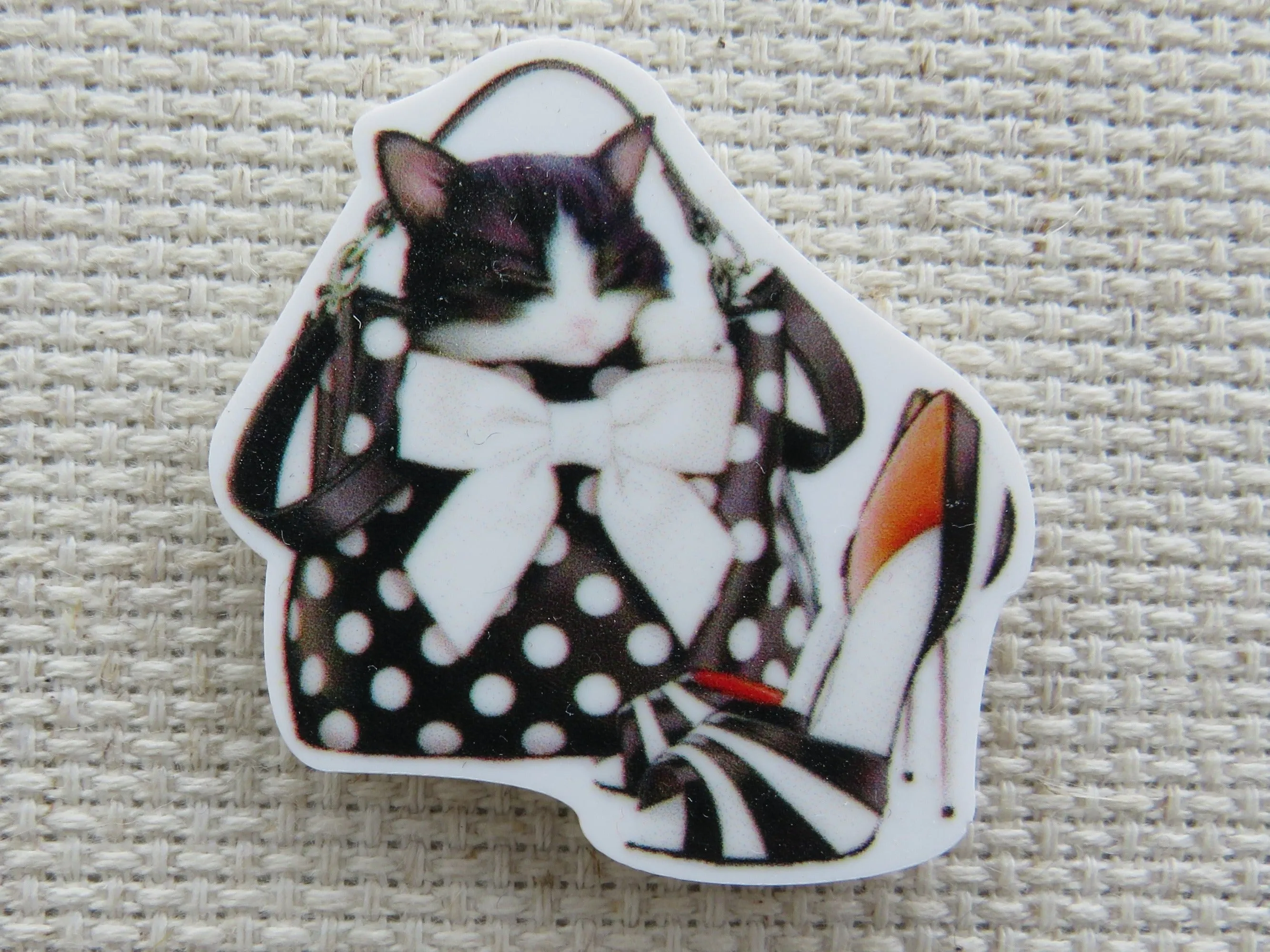 Black and White Kitty in a Purse with a Shoe Needle Minder, Cover Minder, Magnet LAST ONE!!