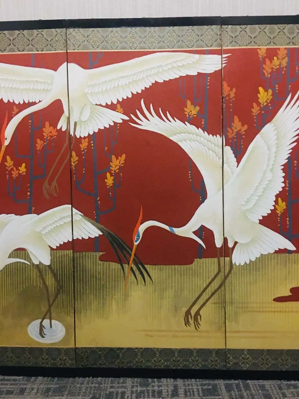 Japanese Showa Period Folding Screen with Painted Cranes