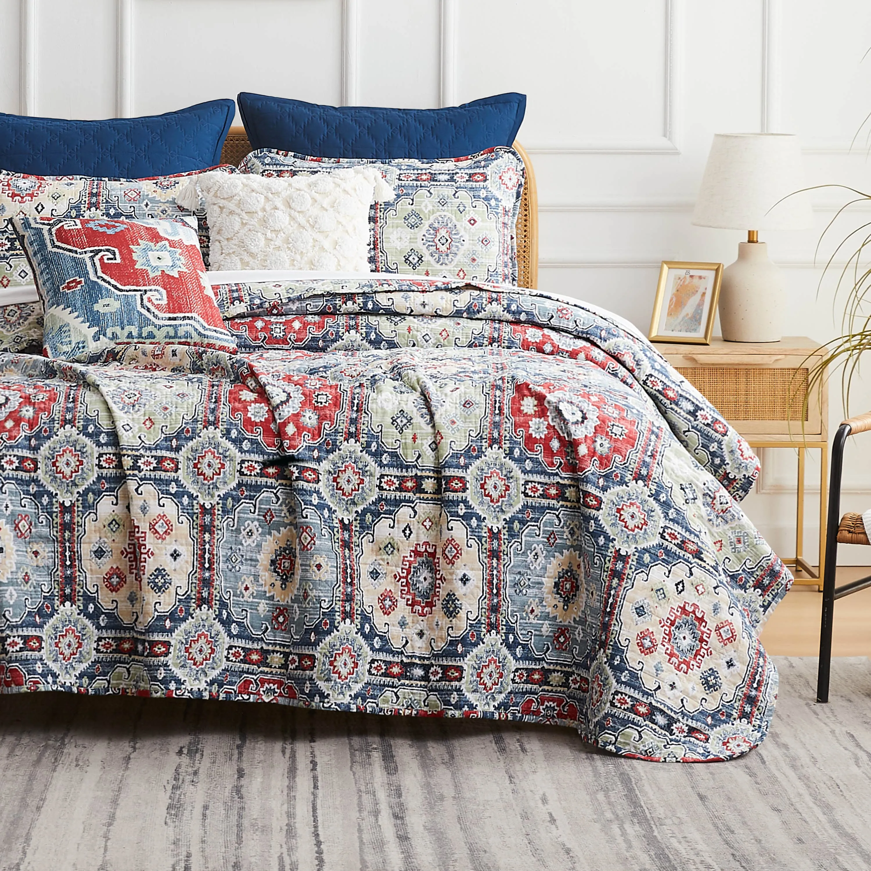 Kilim 7-Piece Quilt Bedding Set