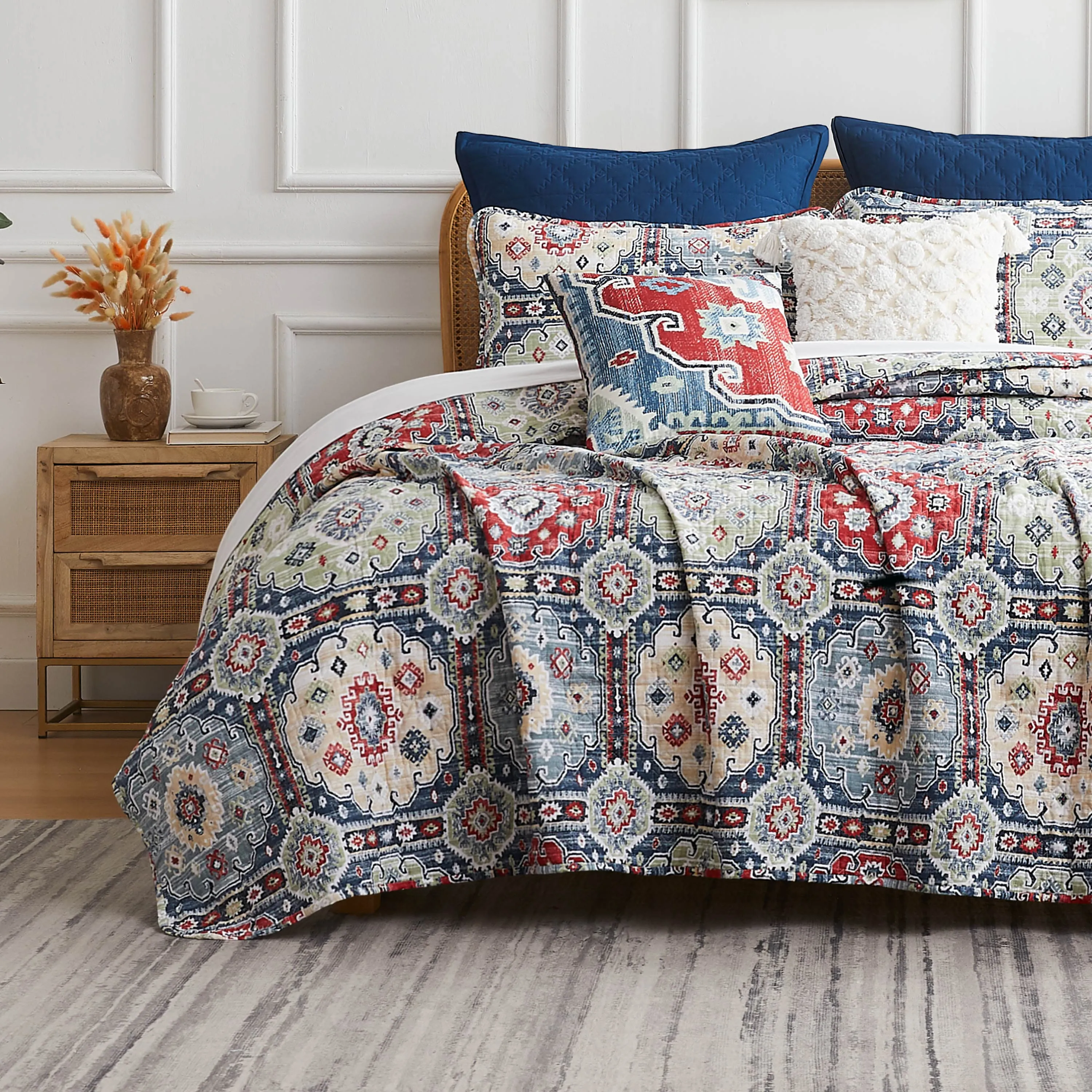 Kilim 7-Piece Quilt Bedding Set