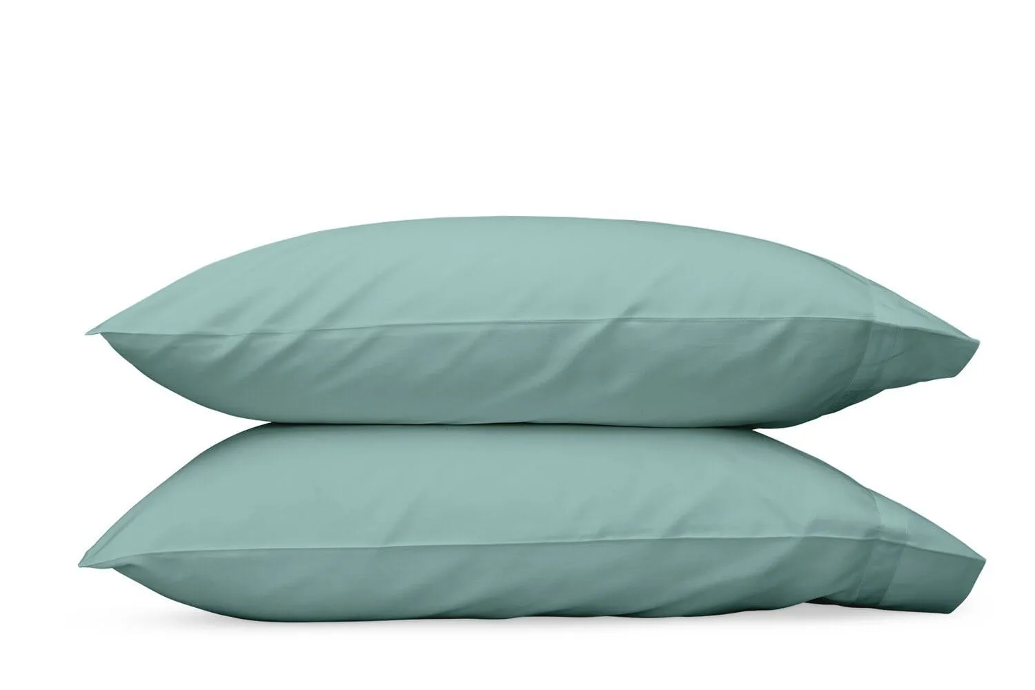 Matouk Nocturne Sateen Bedding in Aquamarine