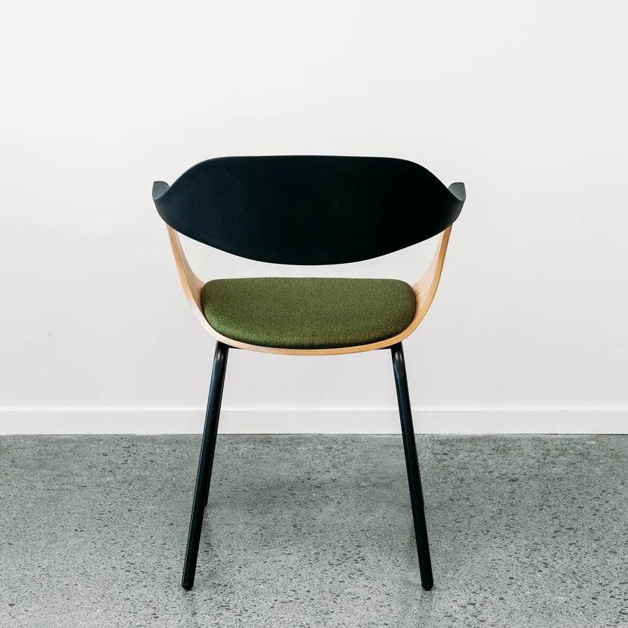 Moss dining chair in green