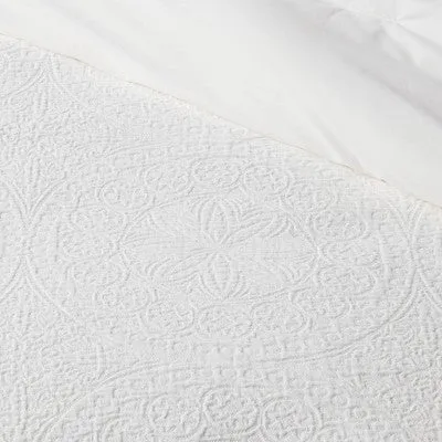 New - 8pc King Matelasse Medallion Comforter & Sheet Bundle White - Threshold