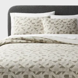 New - Full/Queen Mod Geo Matelasse Duvet Cover and Sham Set Dark Olive Green - Threshold