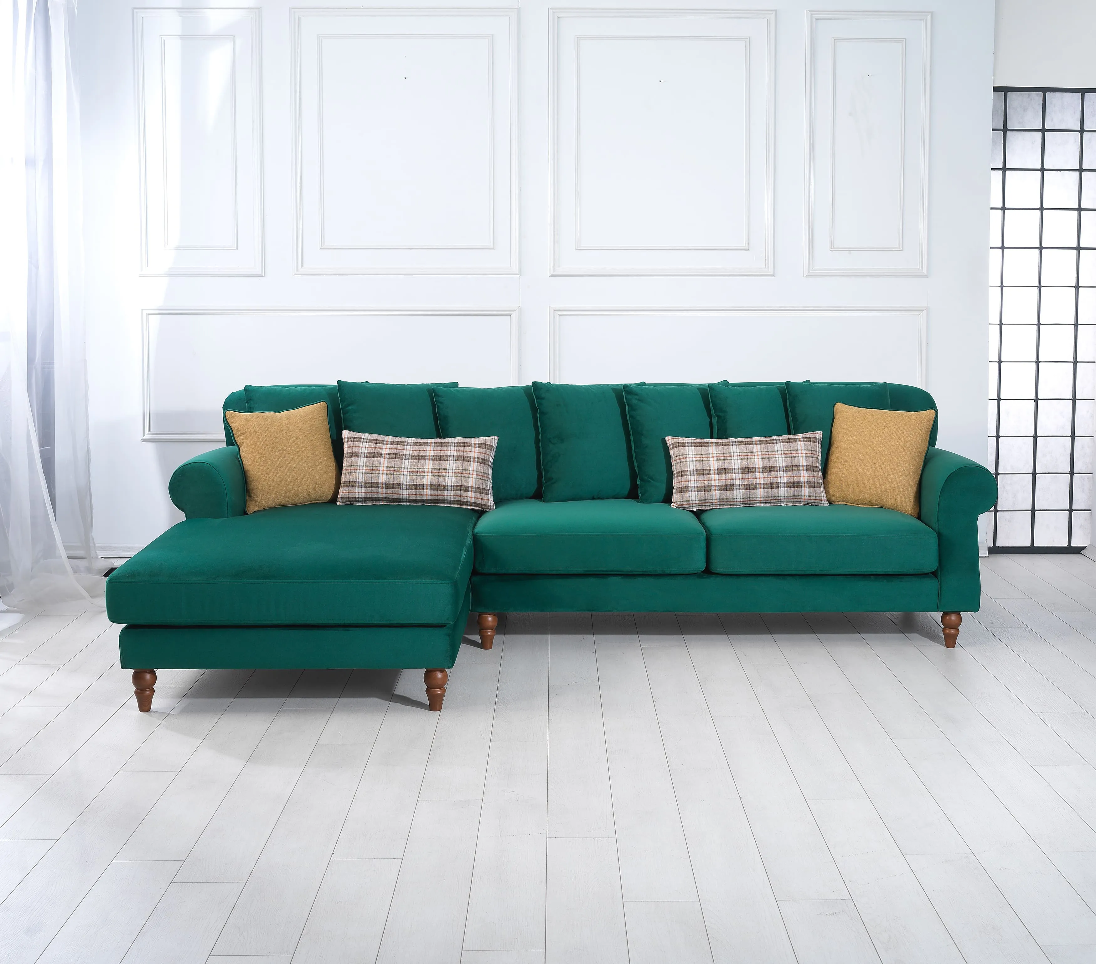 Rubeza Paula Chaise/2 Seater - Super Emerald Green